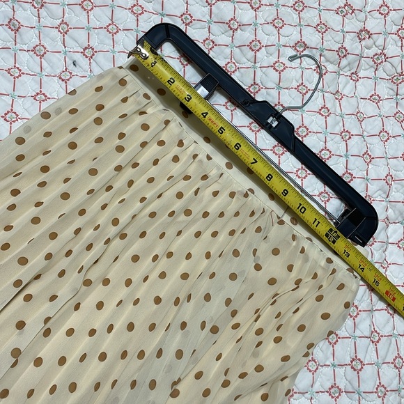 Blue saw polkadot asymmetric pleated skirt - Picture 4 of 5